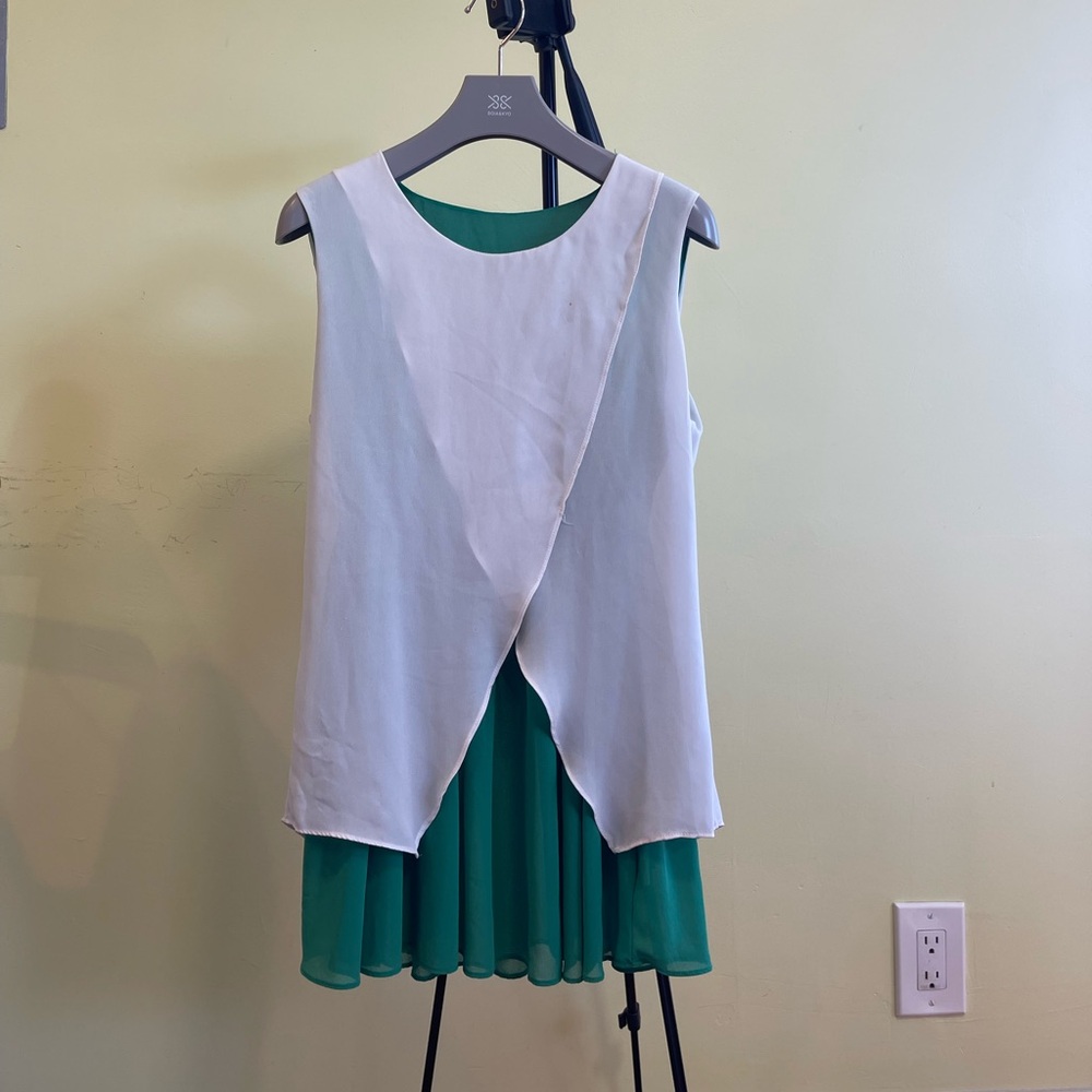Women top